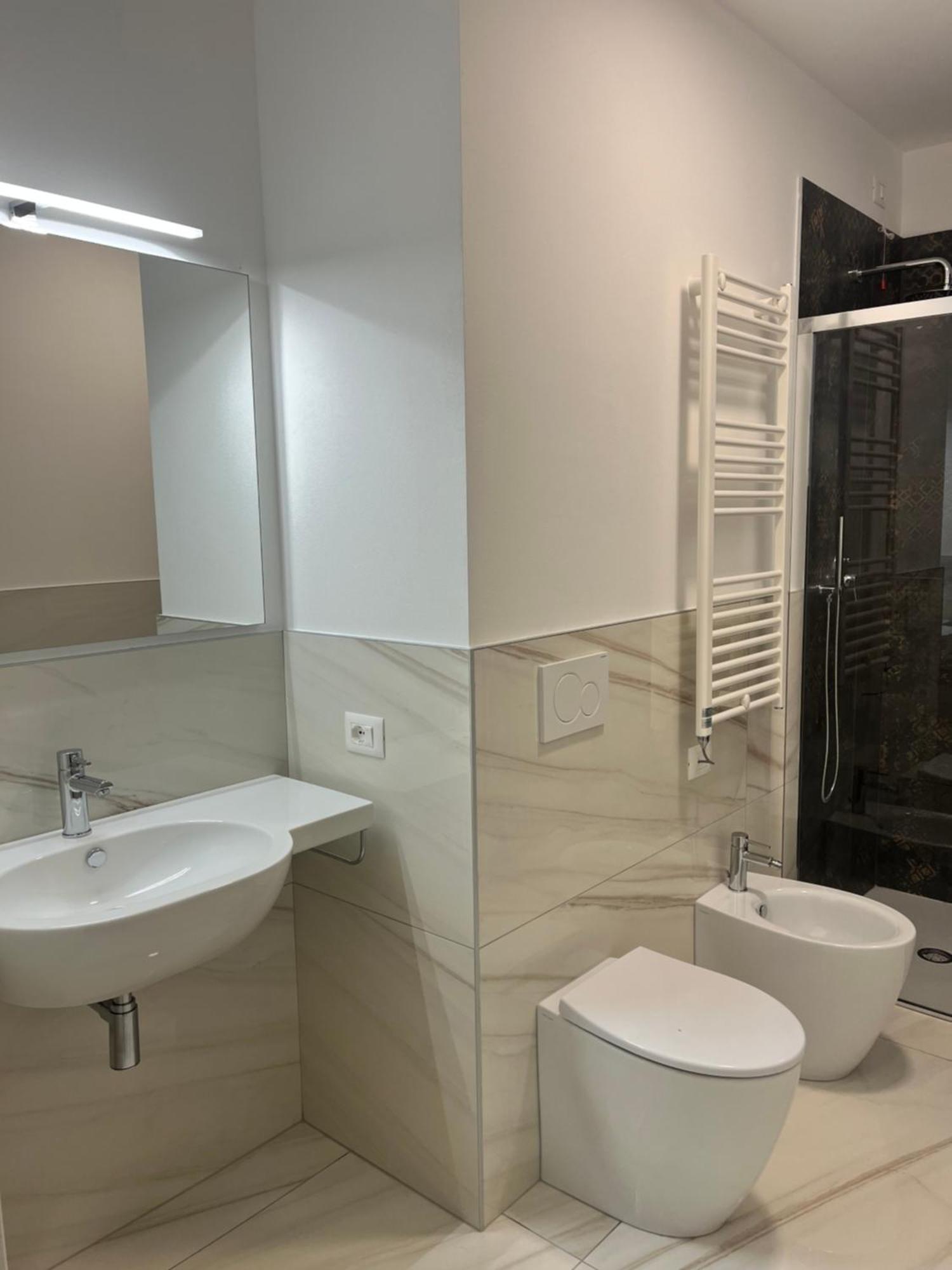 Beach Palace With Small Swimming Pool, Private Beach, Parking ليدو دي يسولو المظهر الخارجي الصورة